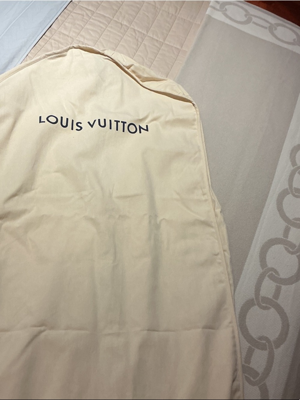Louis Vuitton Beige Cream Logo Garment Cover authentic